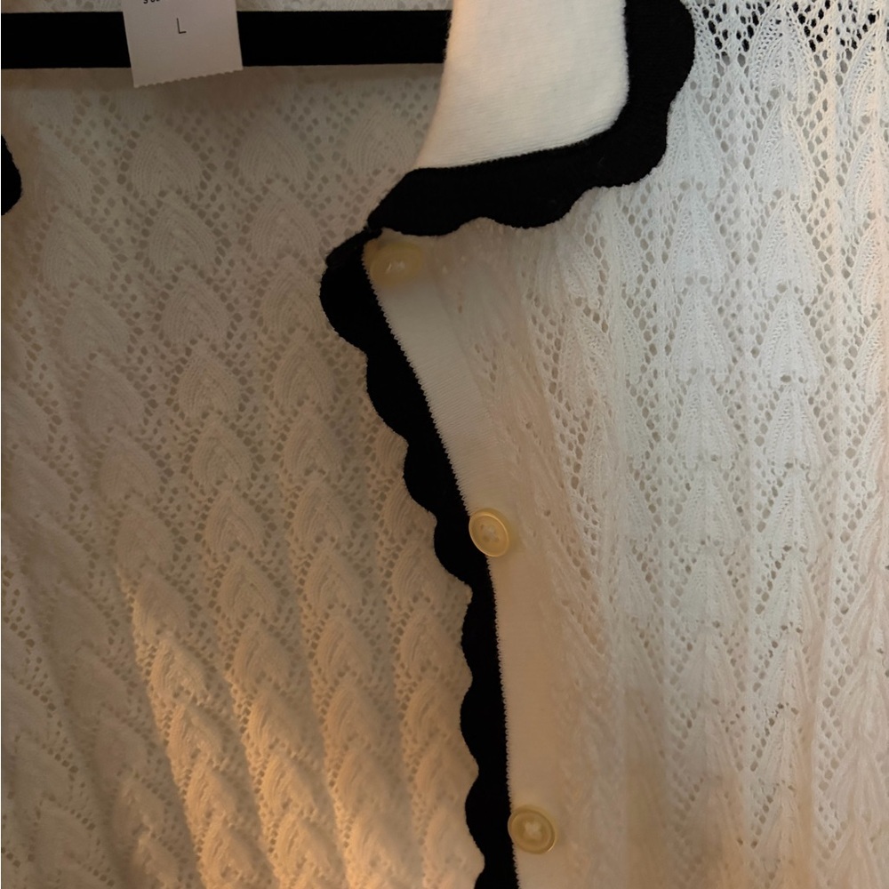 LOFT Ivory Cardigan with Black Scallop Trim NWT - Picture 4 of 6